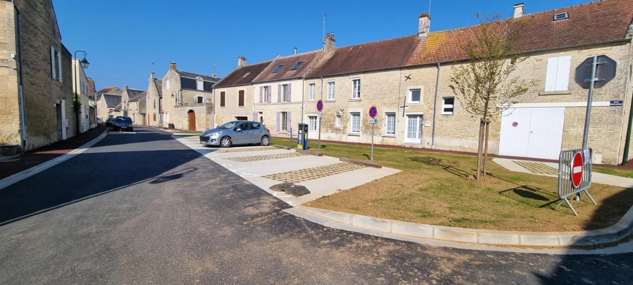 Maison De Vacances Bord De Mer Normandie Plage Du Debarquement Proche Caen Bernières-sur-Mer Exterior foto